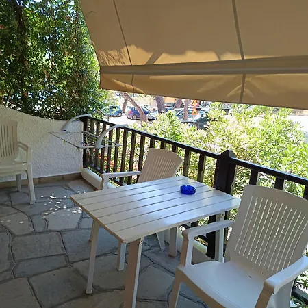 Juliya House 메타모르포시